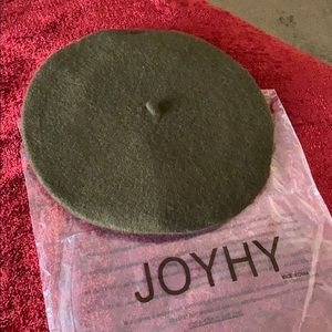 Brand New Baret Hat. Never worn.